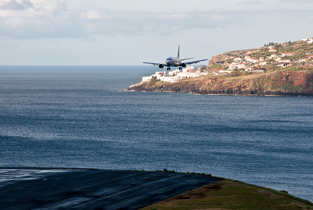 110_Santa Catarina - Aeroporto da Madeira.jpg